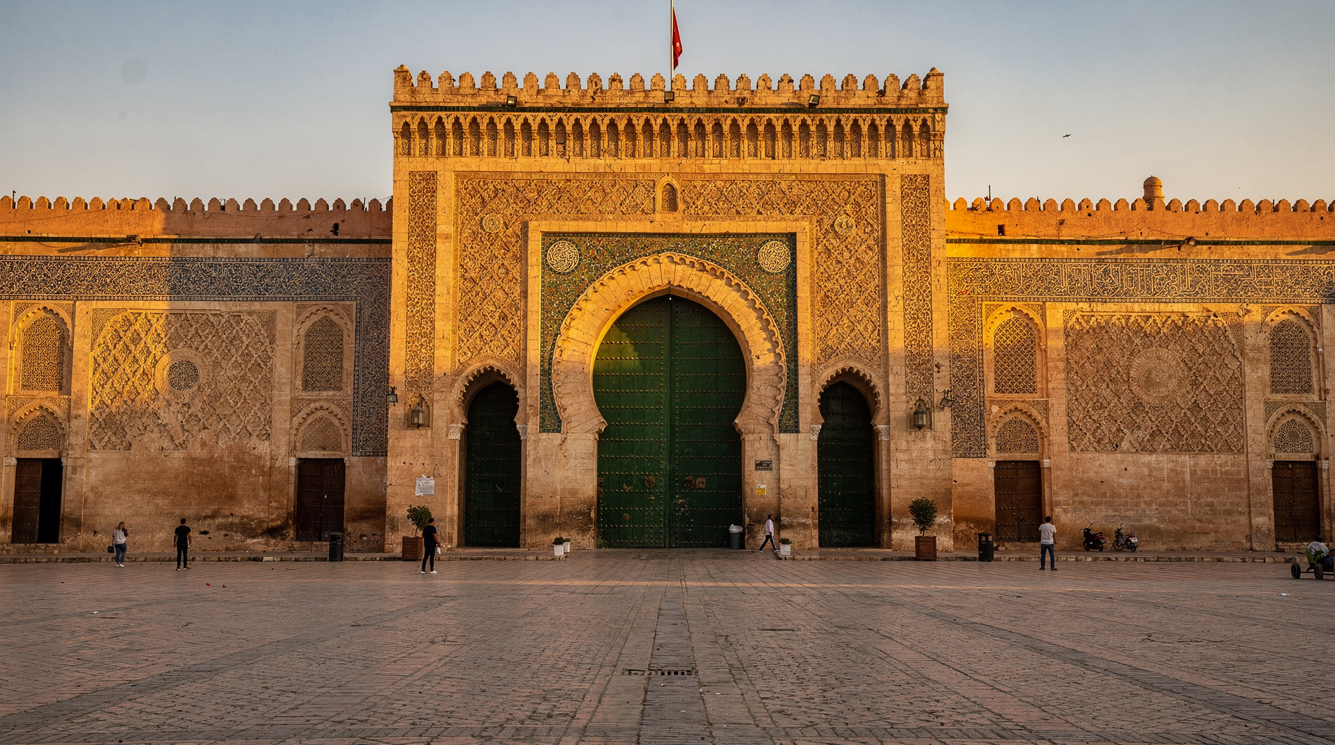 Meknes Travel Guide